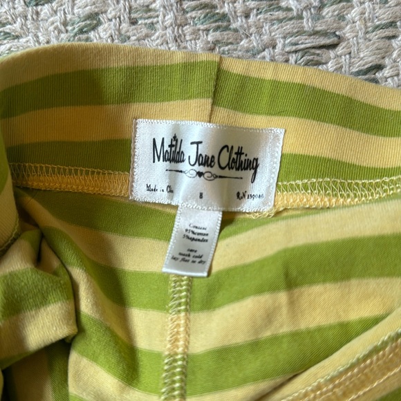 4 pairs of Matilda Jane ruffle shorts Girls size 8 - Picture 4 of 9